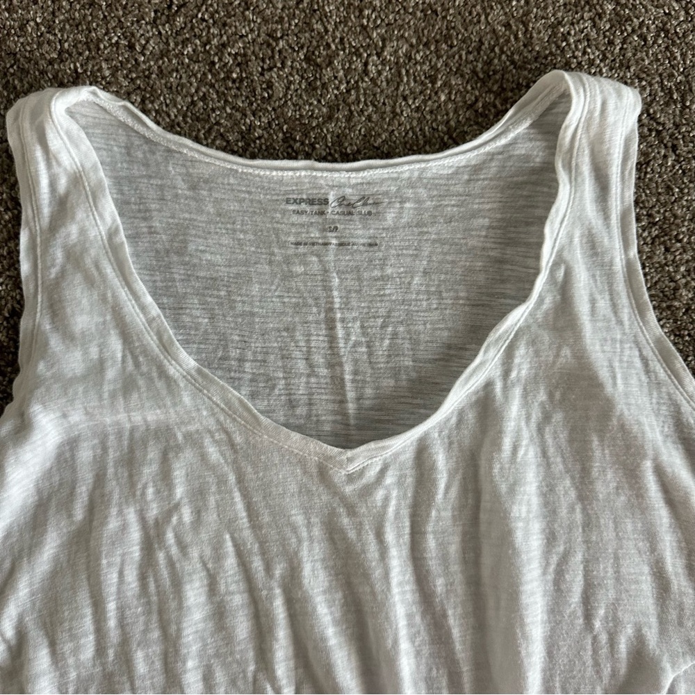 Express White Tie-Front Tank Top - Picture 2 of 4